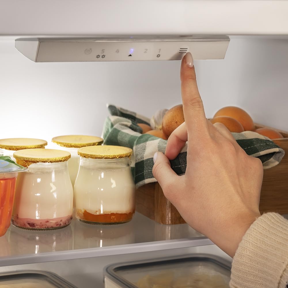 Réfrigérateur Combinés Bolero CoolMarket Combi 205 DF Black E, 205 L, Classe E, DeFrost, 144 x 54 cm, Fast Cooling, Fast Freezing, Porte Réversible, Intérieur LED – Image 3