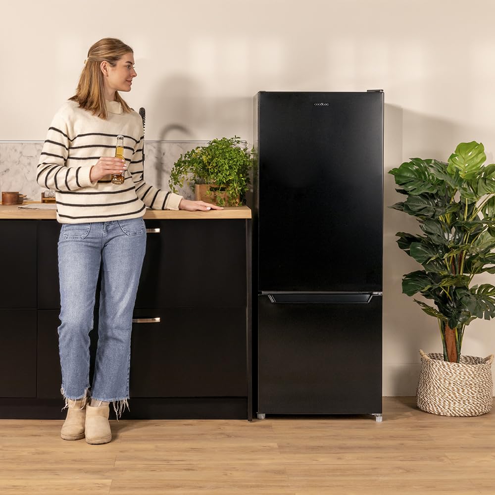 Réfrigérateur Combinés Bolero CoolMarket Combi 205 DF Black E, 205 L, Classe E, DeFrost, 144 x 54 cm, Fast Cooling, Fast Freezing, Porte Réversible, Intérieur LED – Image 6